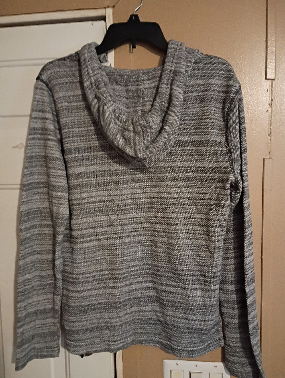 Men's Medium Aeropostale Hoodie - Picture 3 of 3